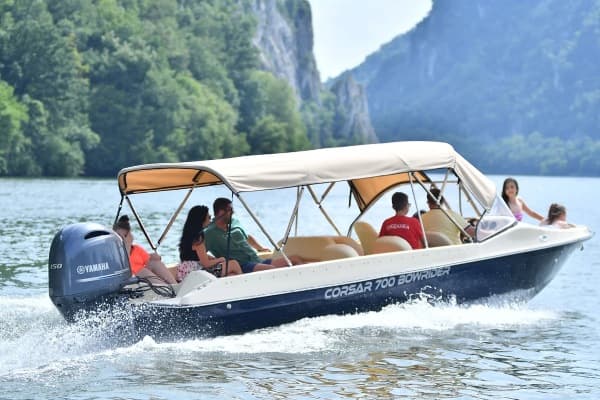 Speedboat Tour through Đerdap Gorge 2